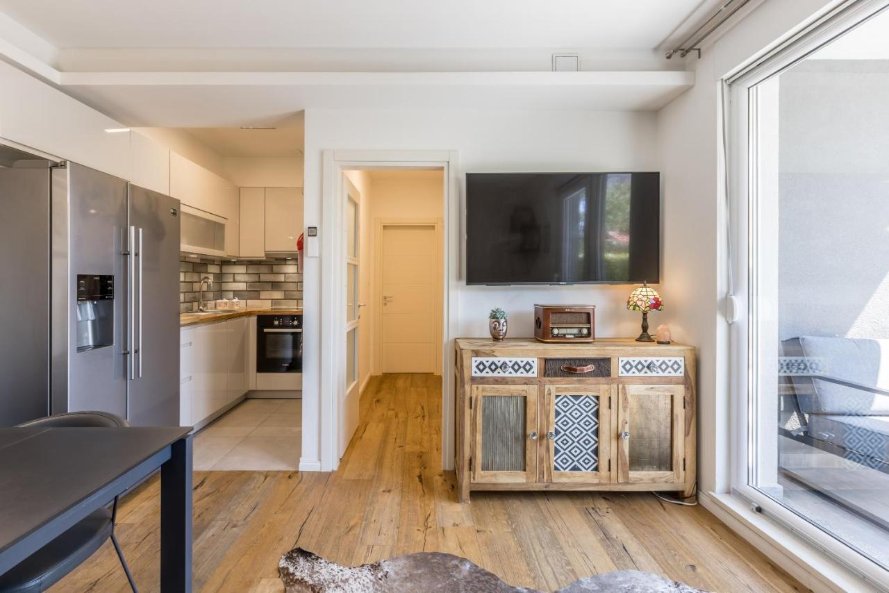 Apartment Meli สปลิท ภายนอก รูปภาพ